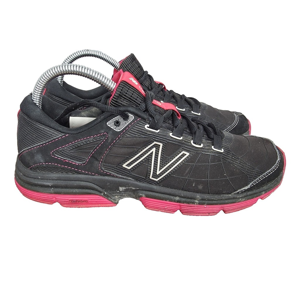 New Balance 813 Training Shoes‎ Womens 8 Black Red Running Sneakers  WX813WM